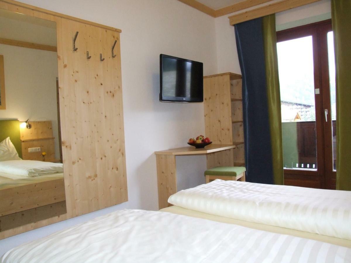 Sporthaus Troger Hotel Санкт Якоб ин Дефереген Екстериор снимка