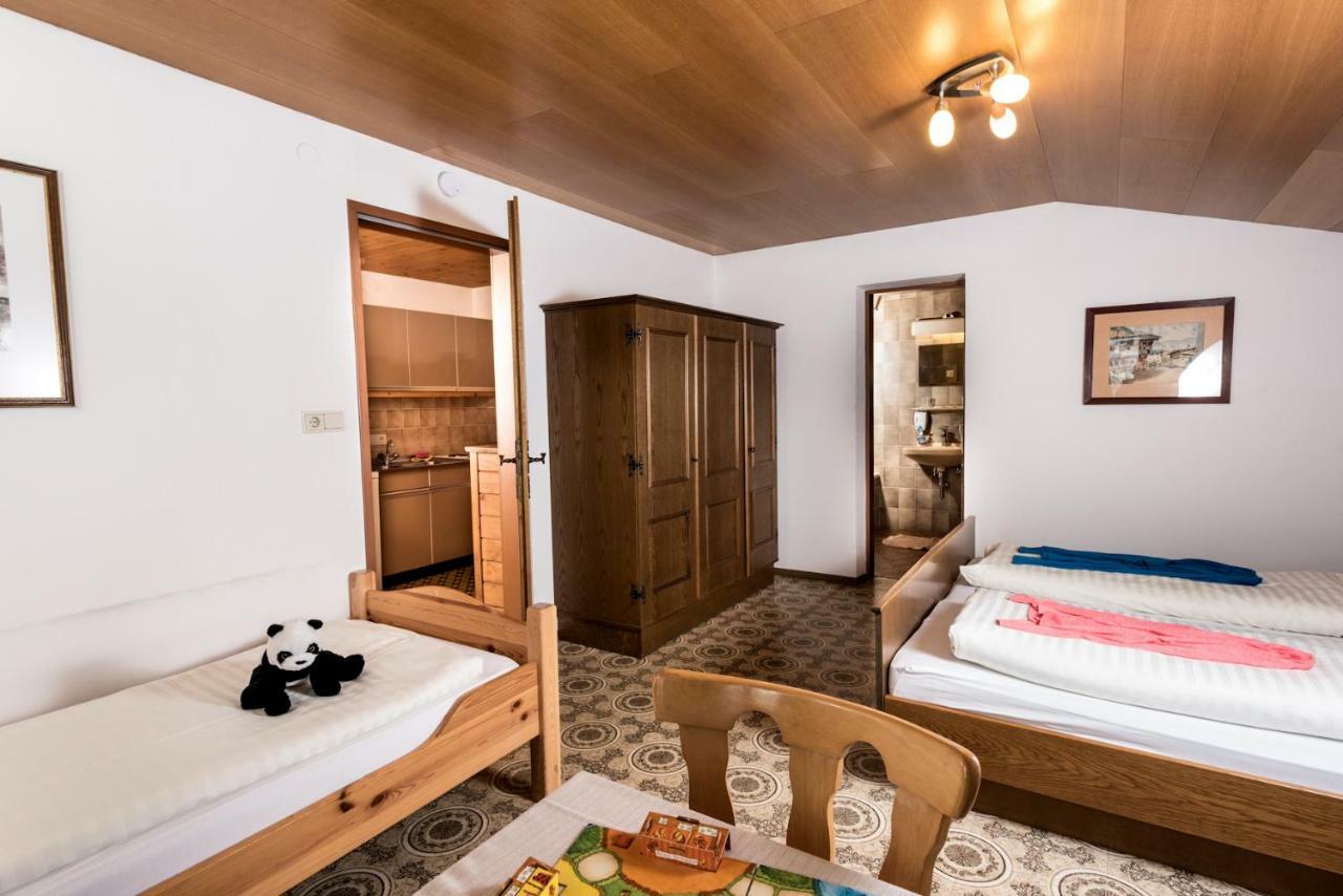Sporthaus Troger Hotel Санкт Якоб ин Дефереген Екстериор снимка